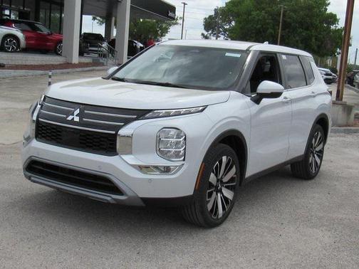 2025 Mitsubishi Outlander SE 2.5 2WD