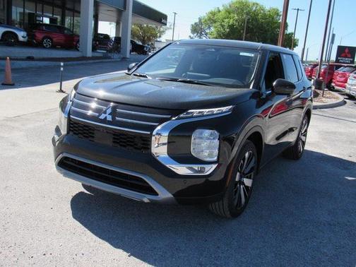 2025 Mitsubishi Outlander SE 2.5 2WD