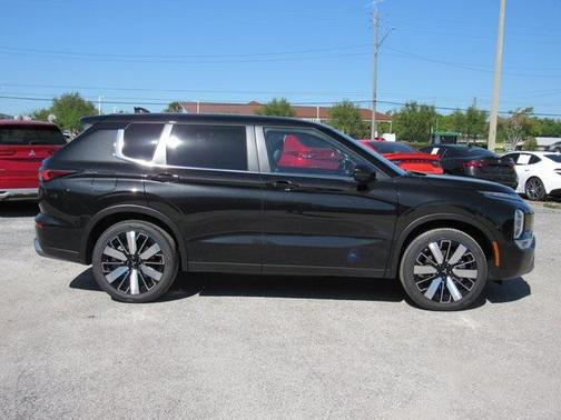2025 Mitsubishi Outlander SE 2.5 2WD