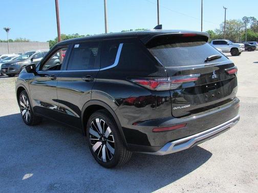 2025 Mitsubishi Outlander SE 2.5 2WD