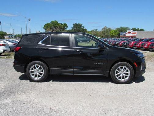 Mosaic Black Metallic 2024 Chevrolet Equinox 1LT