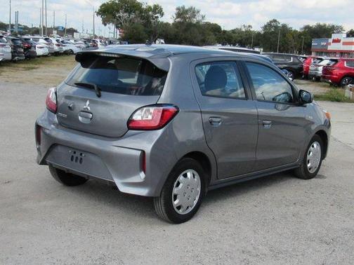 2022 Mitsubishi Mirage ES