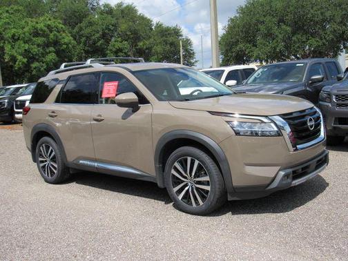 Baja Storm 2024 Nissan Pathfinder Platinum FWD