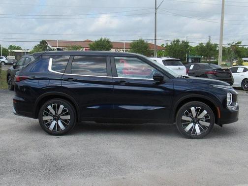 2025 Mitsubishi Outlander SE 2.5 S-AWC