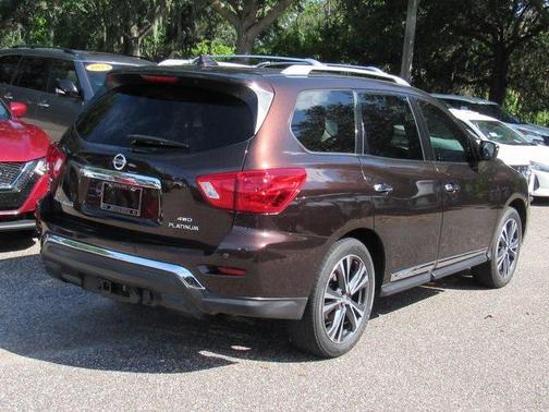 2020 Nissan Pathfinder Platinum 4WD