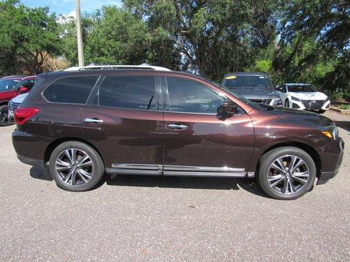 2020 Nissan Pathfinder Platinum 4WD