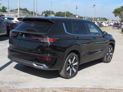 2025 Mitsubishi Outlander SE 2.5 2WD