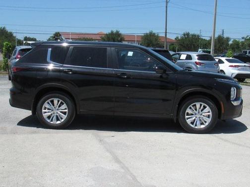 2025 Mitsubishi Outlander ES 2.5 2WD