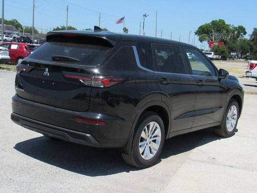 2025 Mitsubishi Outlander ES 2.5 2WD