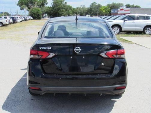 Super Black 2023 Nissan Versa 1.6 S