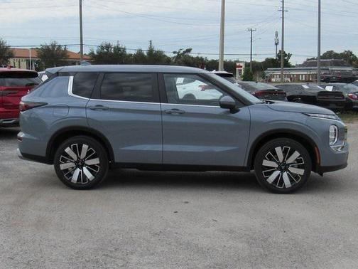 2026 Mitsubishi Outlander SE 1.5T 2WD