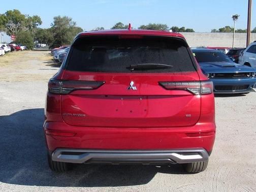 2025 Mitsubishi Outlander SE 2.5 2WD