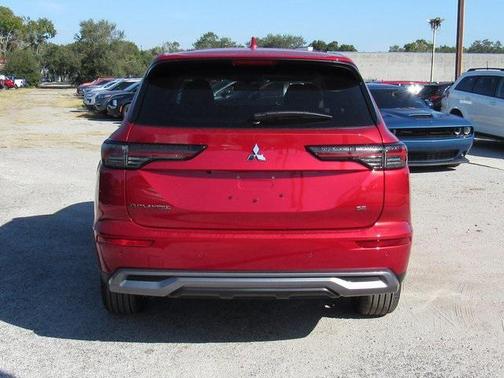 2025 Mitsubishi Outlander SE 2.5 2WD