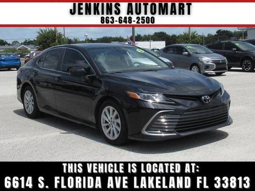 2022 Toyota Camry LE