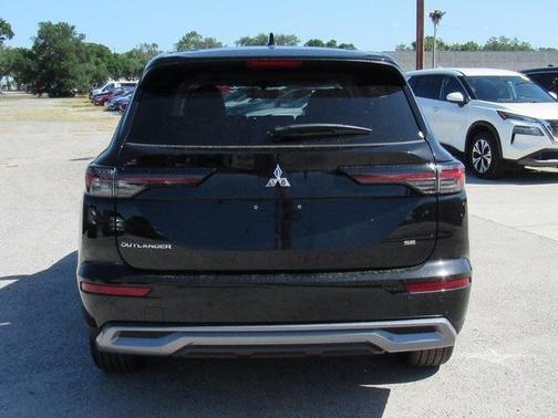 2025 Mitsubishi Outlander SE 2.5 2WD