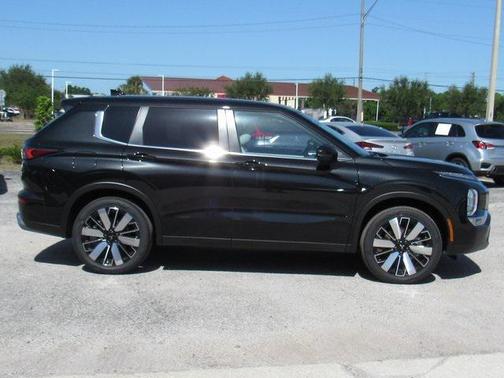 2025 Mitsubishi Outlander SE 2.5 2WD