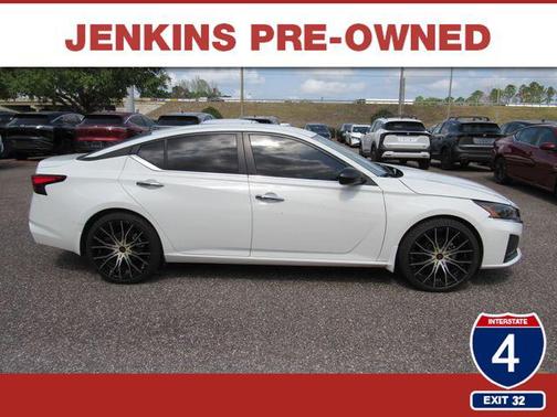 Glacier White 2024 Nissan Altima S FWD