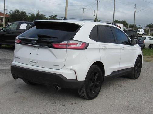 2019 Ford Edge SE