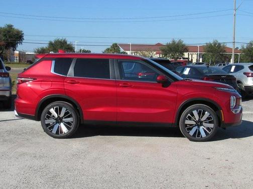 2025 Mitsubishi Outlander SE 2.5 2WD