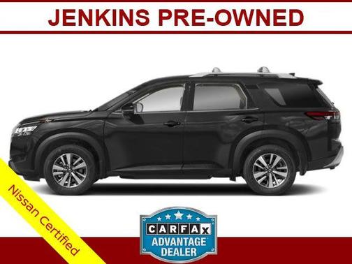 Pearl White Tricoat 2022 Nissan Pathfinder SL 2WD
