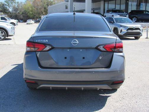 2024 Nissan Versa 1.6 S