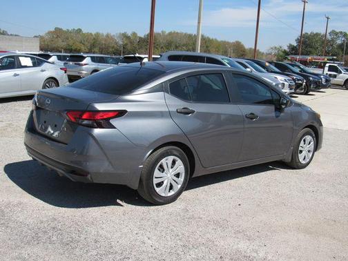 2024 Nissan Versa 1.6 S