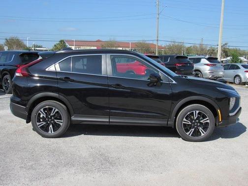 2025 Mitsubishi Eclipse Cross SE