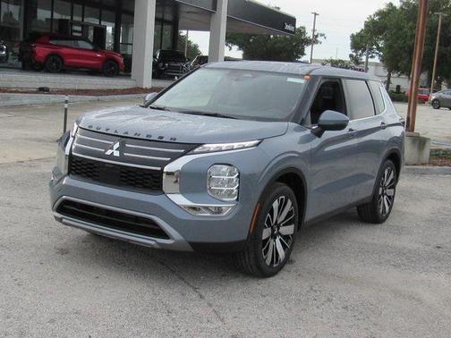 2025 Mitsubishi Outlander SE 2.5 2WD
