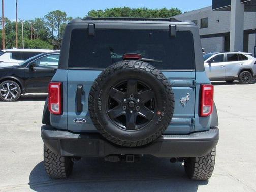 2022 Ford Bronco Black Diamond