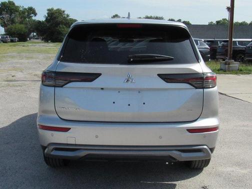 2025 Mitsubishi Outlander SE 2.5 2WD