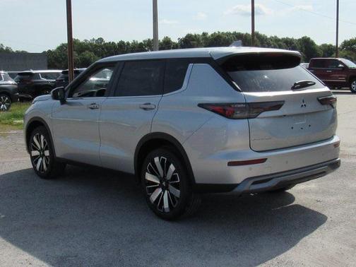 2025 Mitsubishi Outlander SE 2.5 2WD
