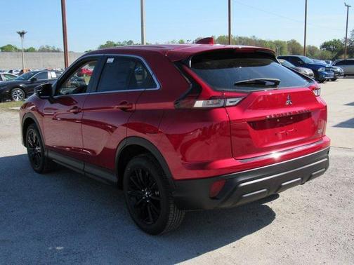 2025 Mitsubishi Eclipse Cross LE