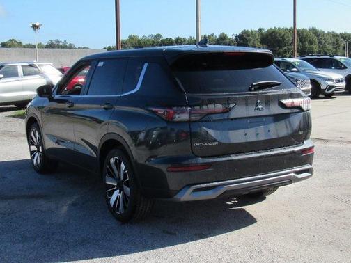 2025 Mitsubishi Outlander SE 2.5 2WD