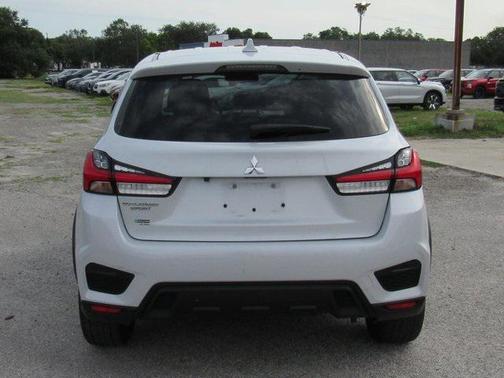 2022 Mitsubishi Outlander Sport 2.0 ES