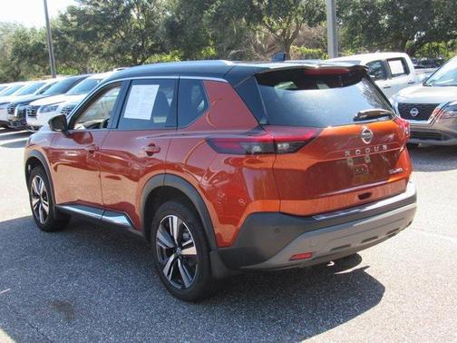 2021 Nissan Rogue SL