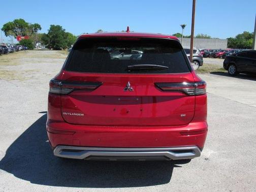 2025 Mitsubishi Outlander SE 2.5 2WD