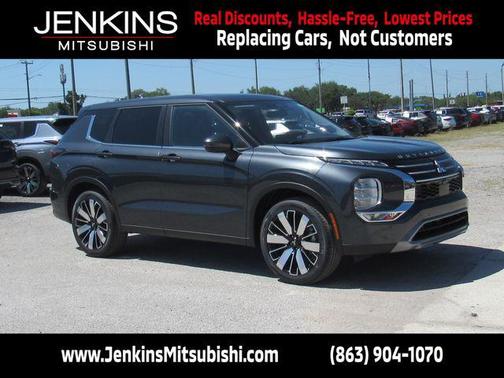 Graphite Gray 2026 Mitsubishi Outlander SE 1.5T 2WD