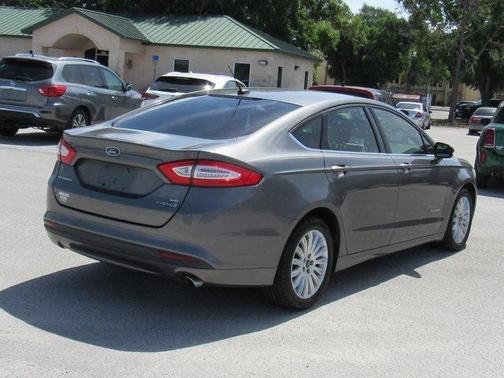 2014 Ford Fusion Hybrid SE
