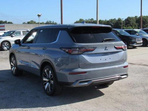 2025 Mitsubishi Outlander SE 2.5 2WD