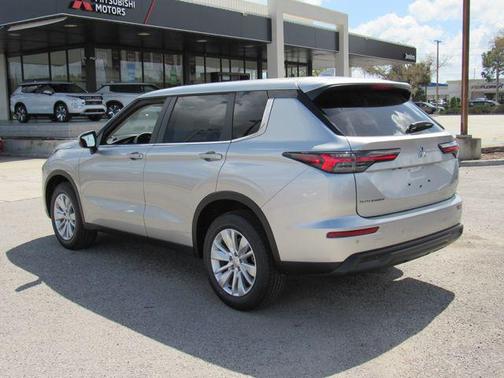 2026 Mitsubishi Outlander ES 1.5T 2WD