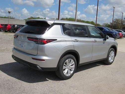 2026 Mitsubishi Outlander ES 1.5T 2WD