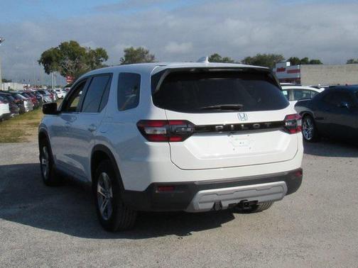 2024 Honda Pilot EX-L 7 Passenger