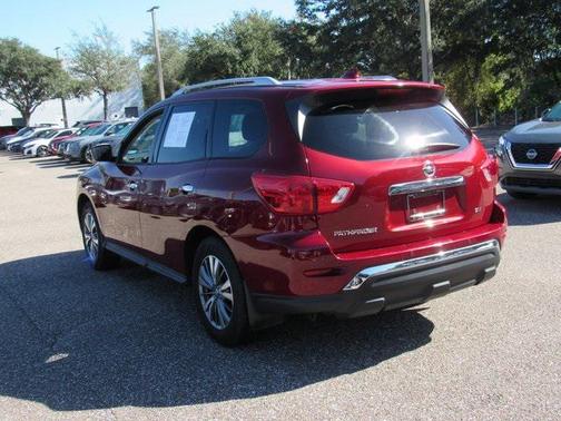 2020 Nissan Pathfinder SV 2WD