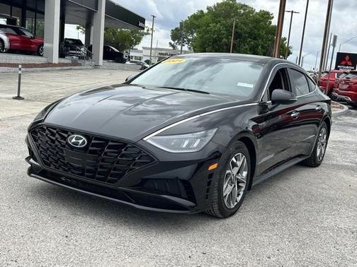 2021 Hyundai SONATA SEL