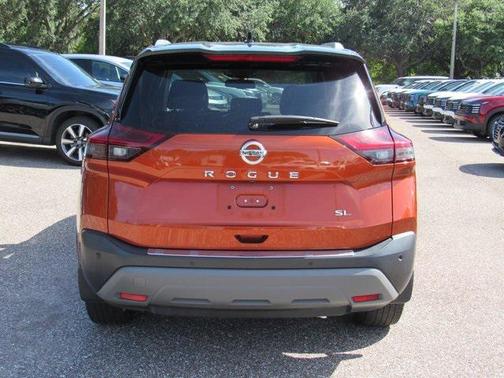 2021 Nissan Rogue SL