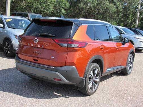 2021 Nissan Rogue SL
