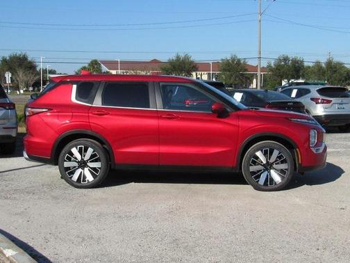 2025 Mitsubishi Outlander SE 2.5 2WD