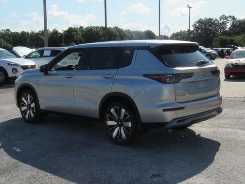 2025 Mitsubishi Outlander SE 2.5 2WD