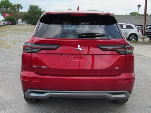 2025 Mitsubishi Outlander SE 2.5 2WD