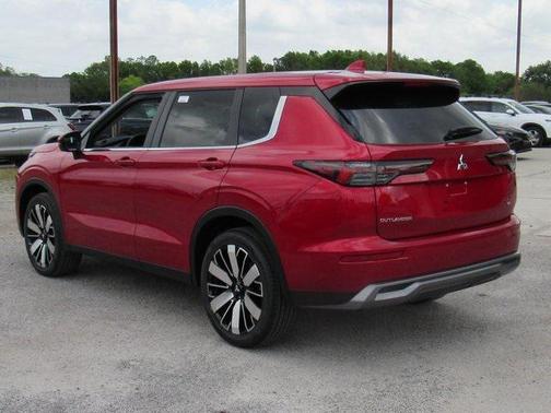 2025 Mitsubishi Outlander SE 2.5 2WD